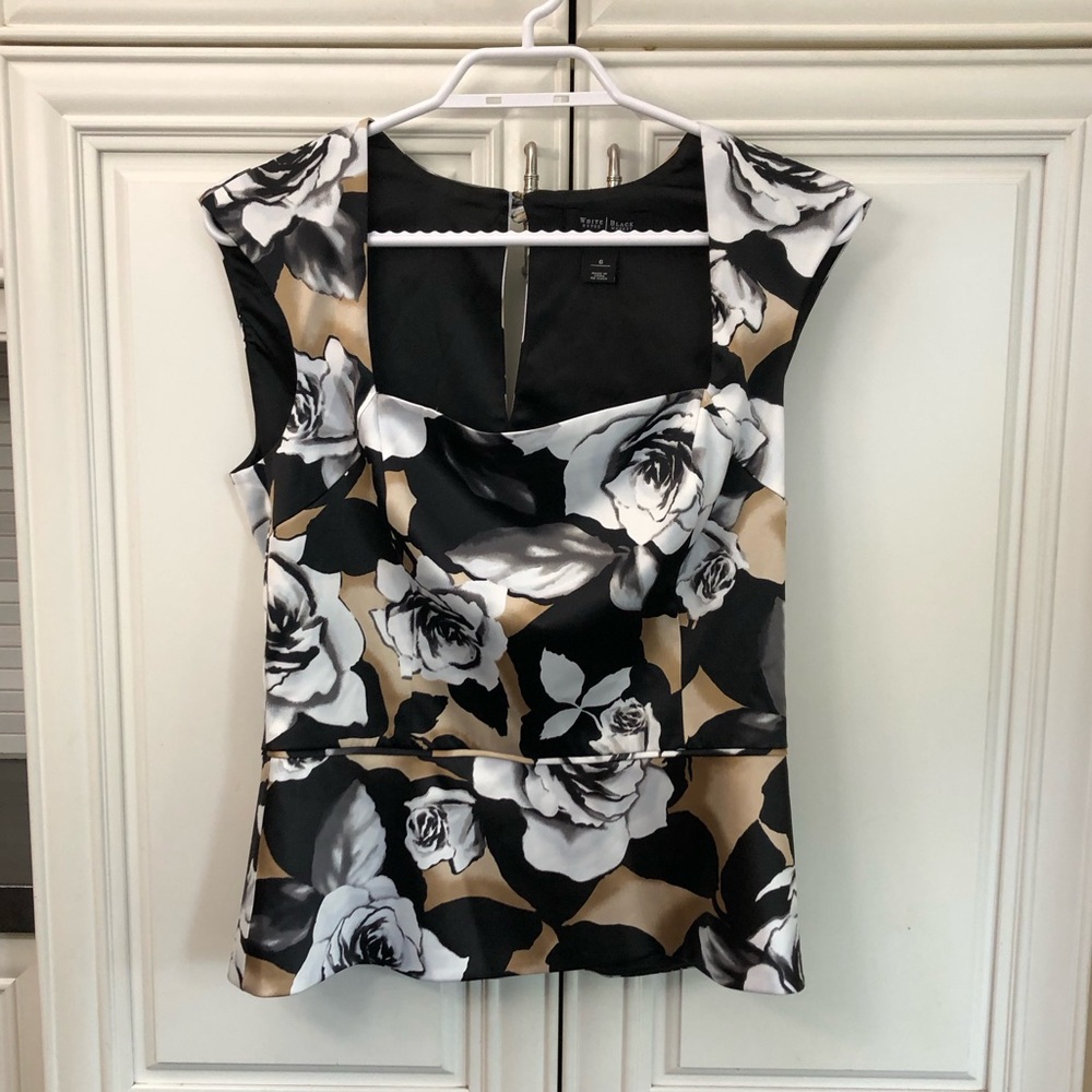 White House Black Market women’s top